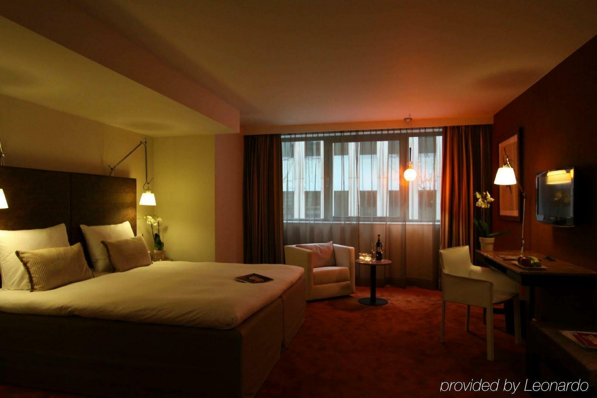 Pillows City Hotel Brussels Centre Ngoại thất bức ảnh